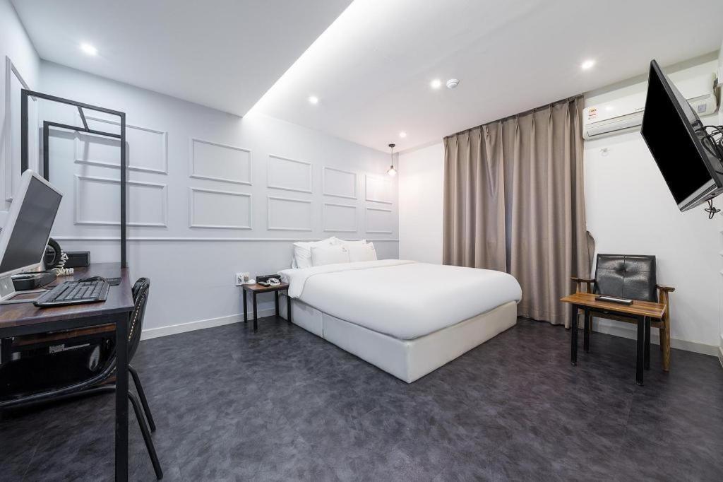 Gray Hotel Busan Exteriör bild