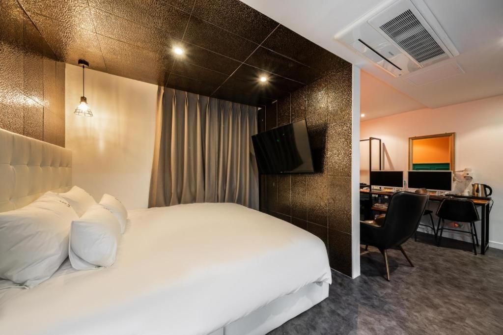Gray Hotel Busan Exteriör bild